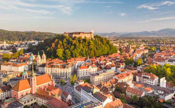 Slovenia Private Day Trip from Zagreb ꟾ Travel with a local guide